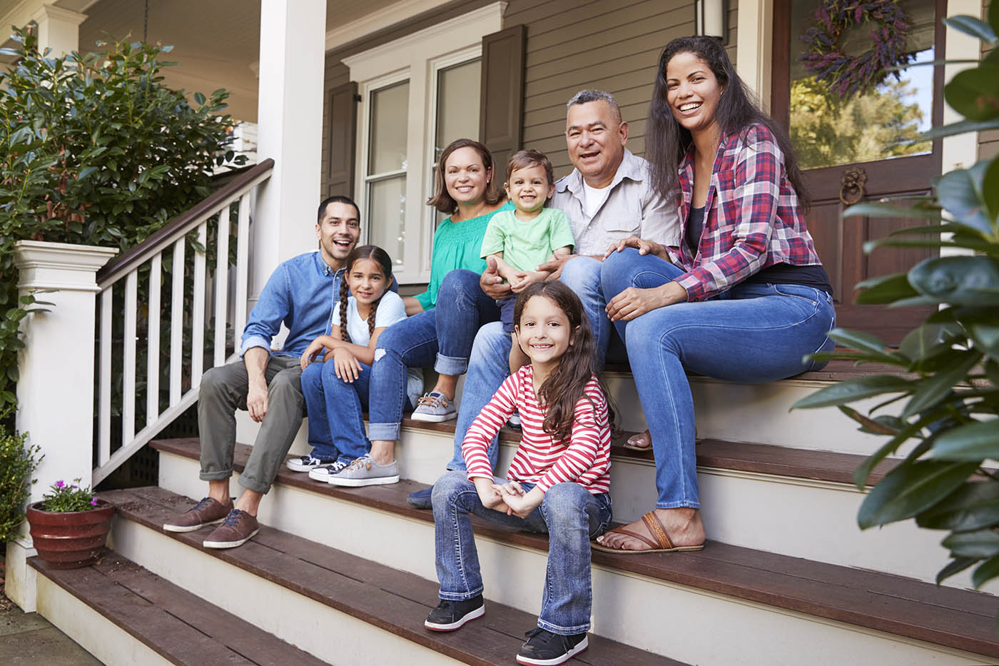 Rise of the multigenerational family